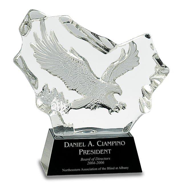 2P23CRY Premier Crystal Black Pedestal, Eagle Award (Award: 7" Crystal Black Pedestal Eagle Award)